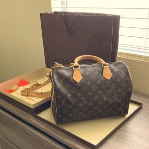 Louis Vuitton Speedy Bandouliere 30 in excellent condition